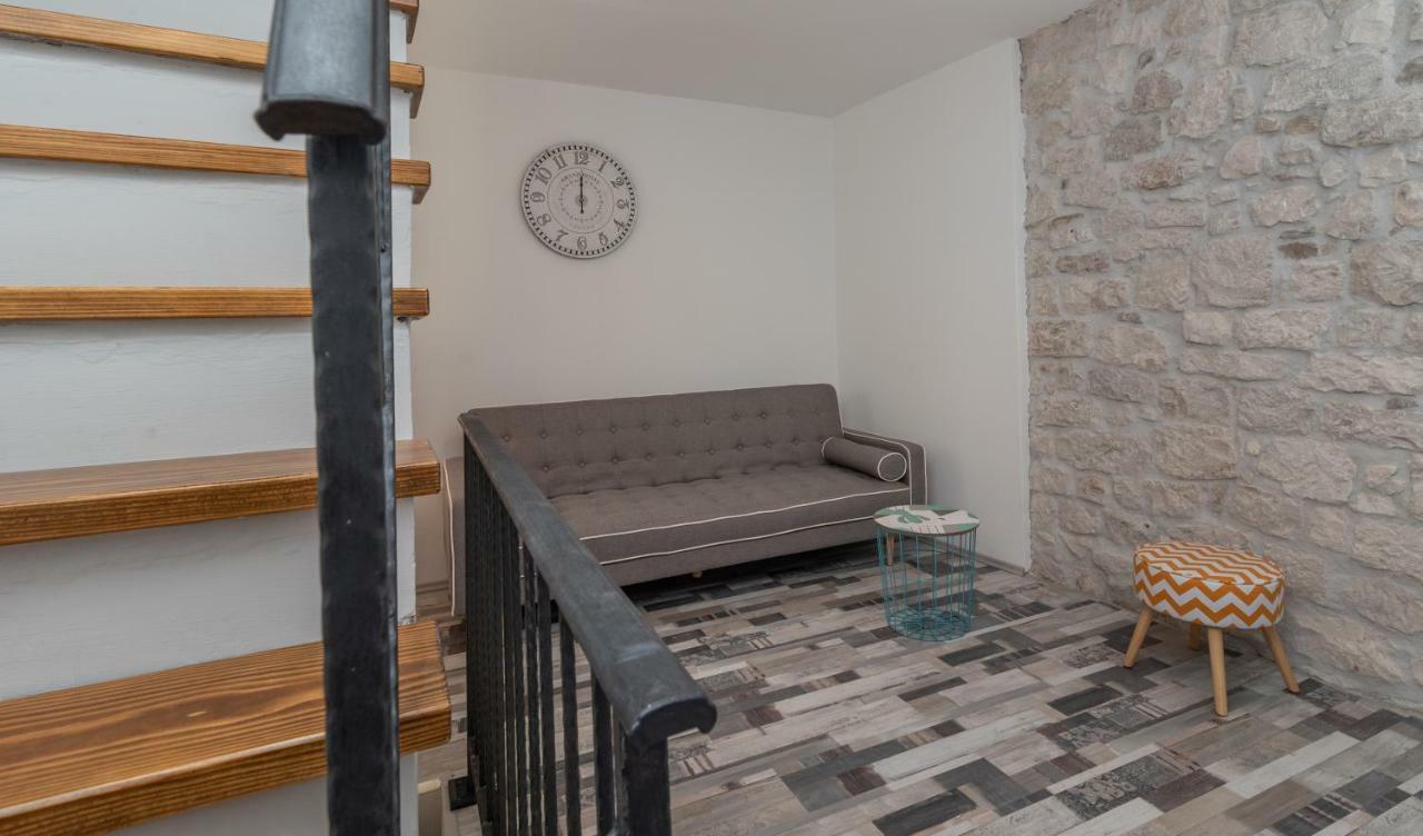 Apartman Skuribanda Trogir Exterior photo