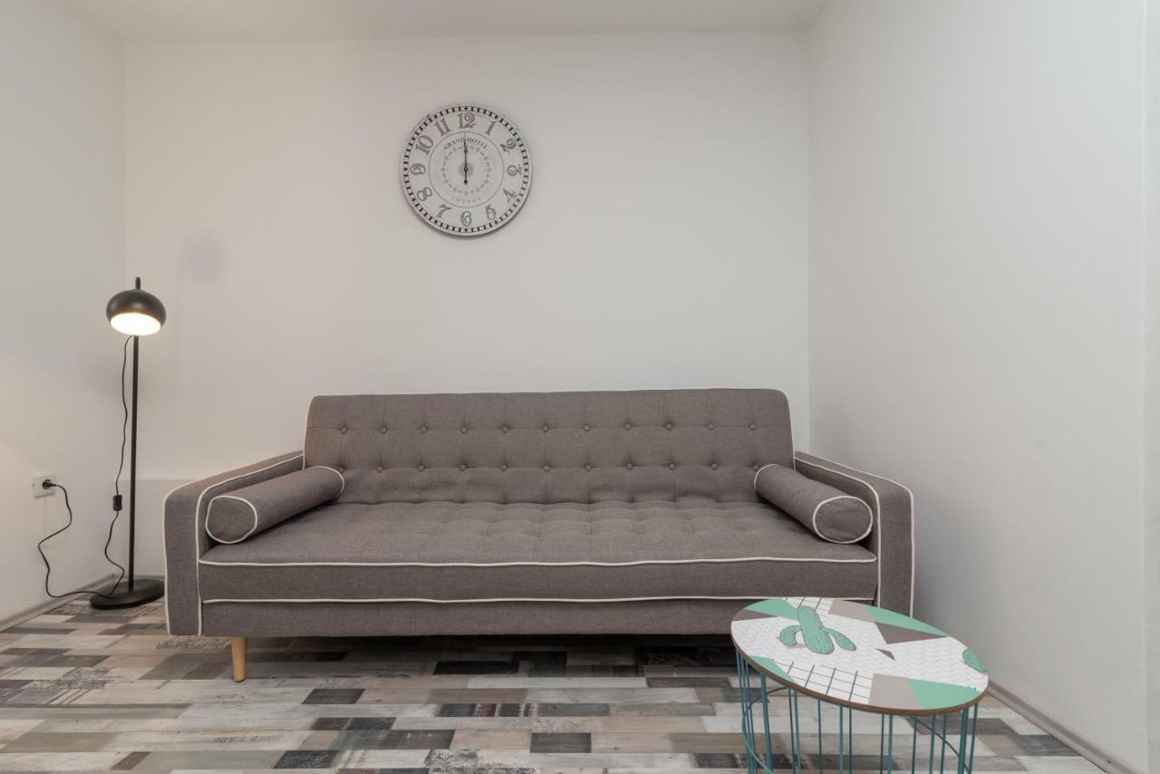 Apartman Skuribanda Trogir Exterior photo